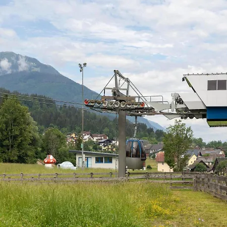 Appartamento In Carinthia With Pool Tröpolach